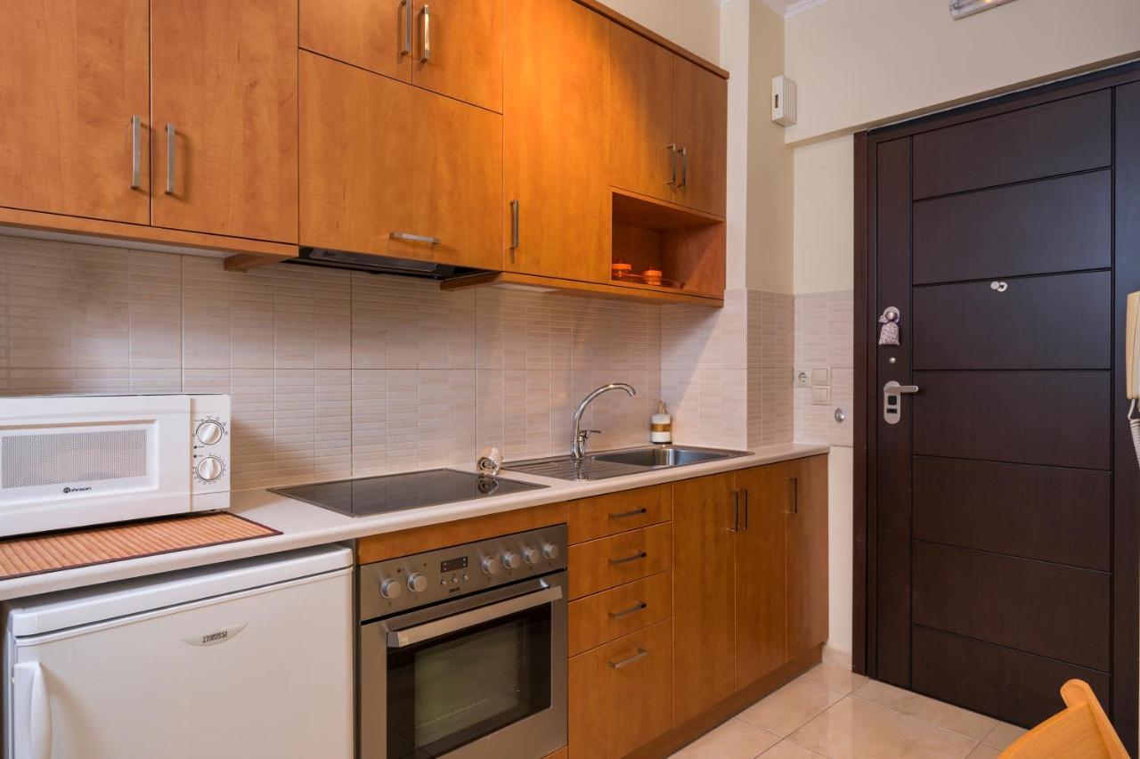 하니아 Luxury Coastal Retreat, Mountain View Balcony With Palm Trees & Parking 아파트 외부 사진